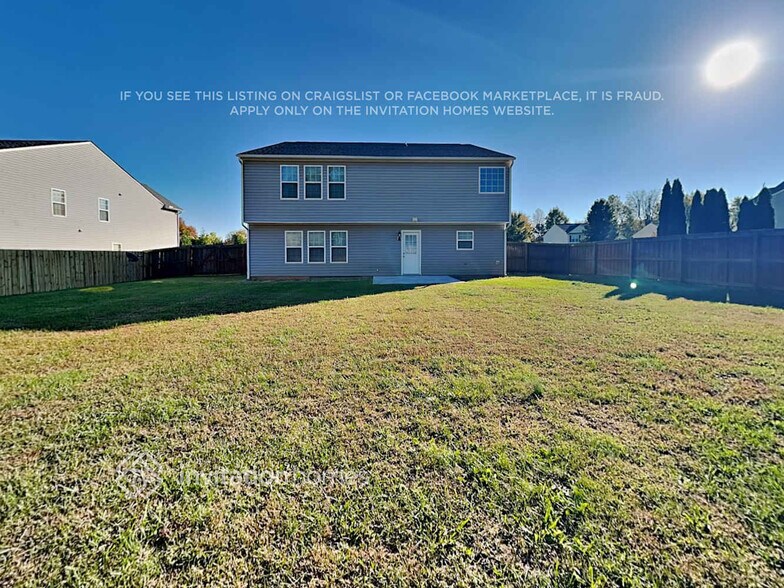 Building Photo - 7109 Texas Blvd