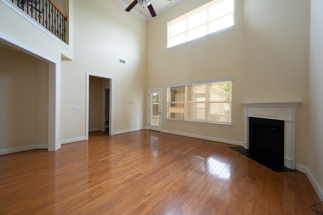 Building Photo - **LUXURIOUS GATED COMMUNITY IN FRANKLIN ZO...