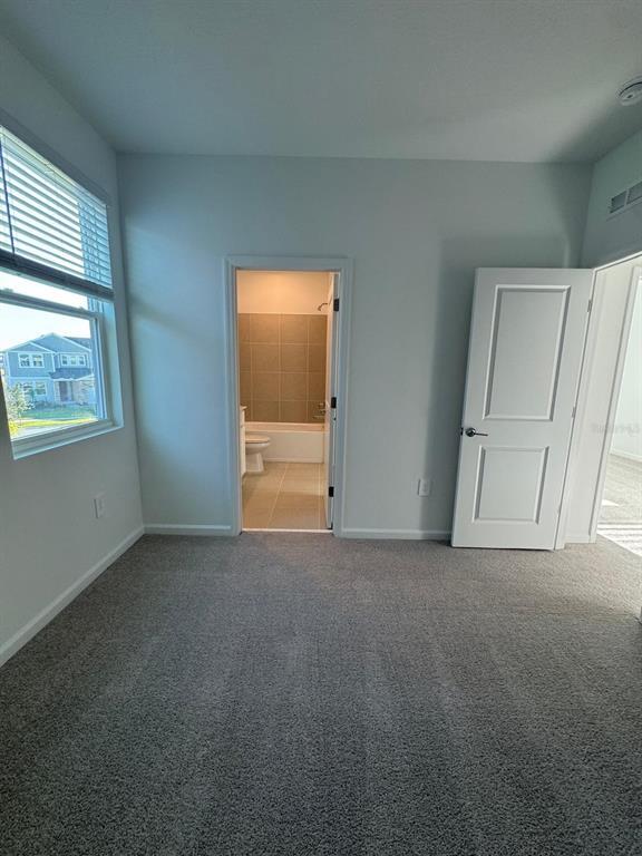 Building Photo - 5673 LIVELINESS Aly