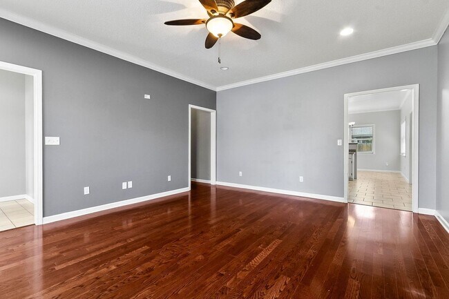 Building Photo - Lovely 3 bed / 2 bath Clear Creek Subdivision in Northport! Apply Today!