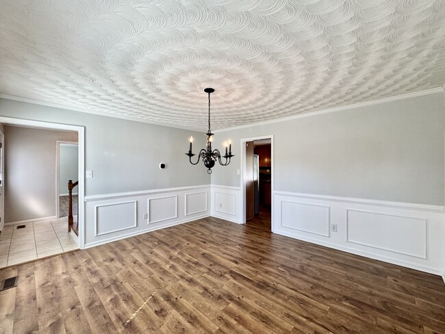 Building Photo - Great Neck Pool Home! First-Time Rental Available NOW! Pet Friendly - Corner Lot - Top Schools!