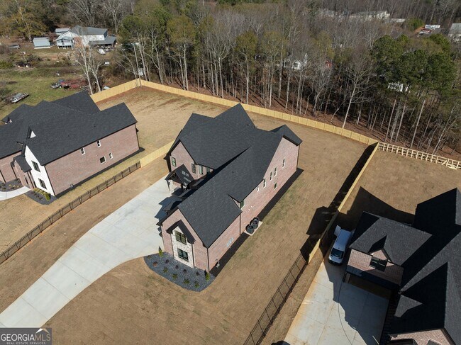 Building Photo - 407 Thunder Rd