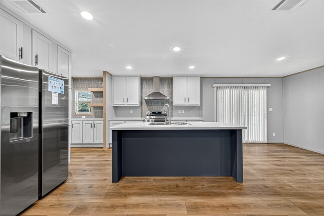 Building Photo - 1115 1 Oak Chase Rd