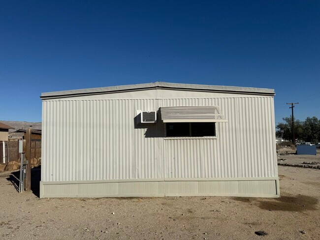 Building Photo - 64180 Thomas Ave