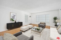 Building Photo - 5320 W 57th St