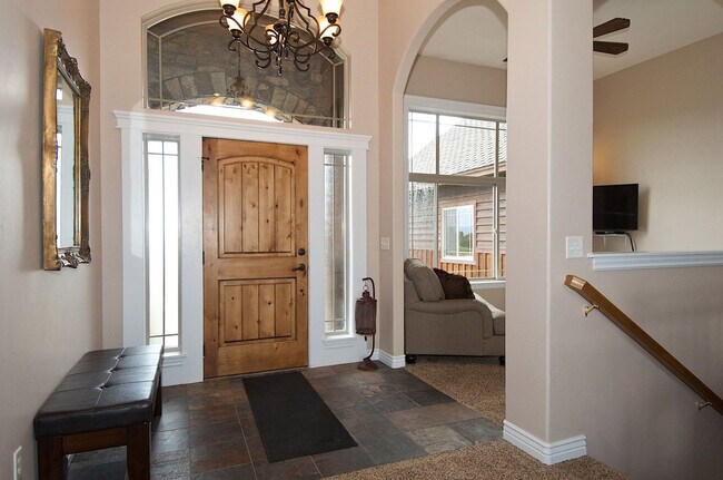 Building Photo - 125 Sagewood Dr