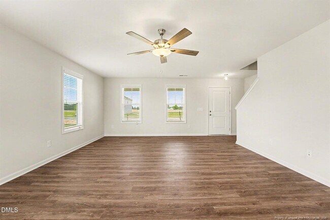 Building Photo - 92 Littlefield Ln