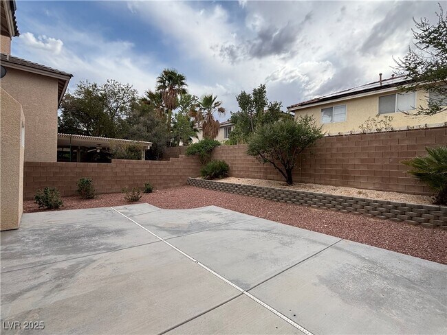 Building Photo - 10961 Fintry Hills St