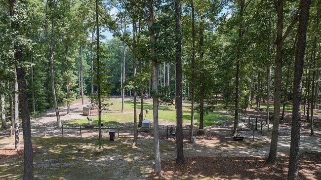 Building Photo - 510 Old Glory Ln