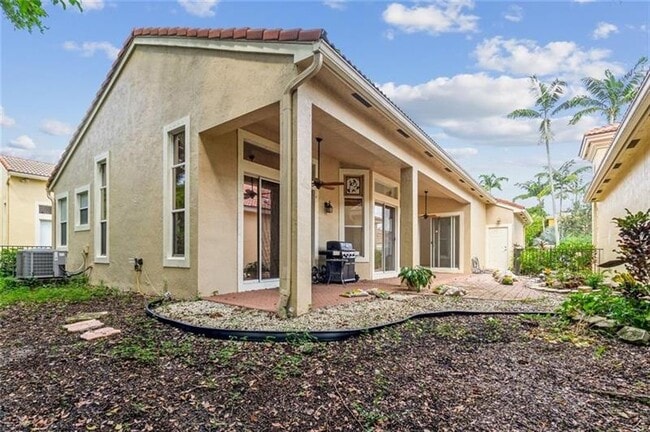 Building Photo - 5851 NW 119th Dr