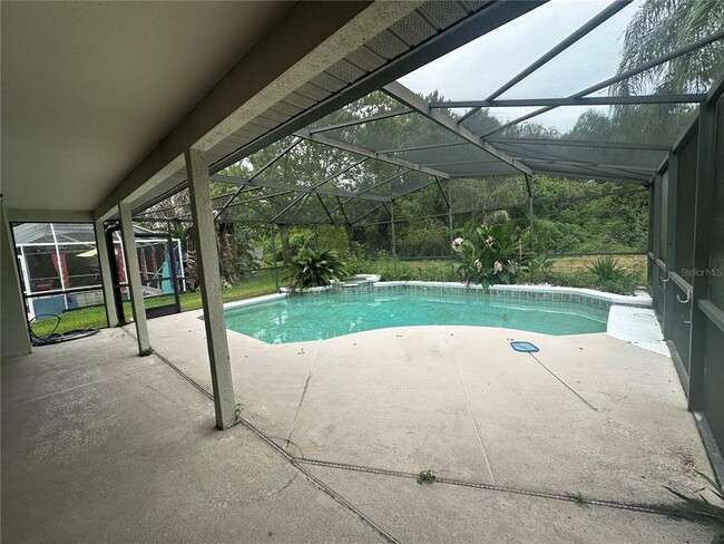 Building Photo - 929 Rosinia Ct