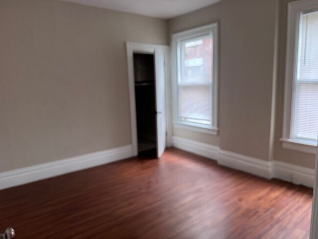 Building Photo - 1766-1768 Oak St