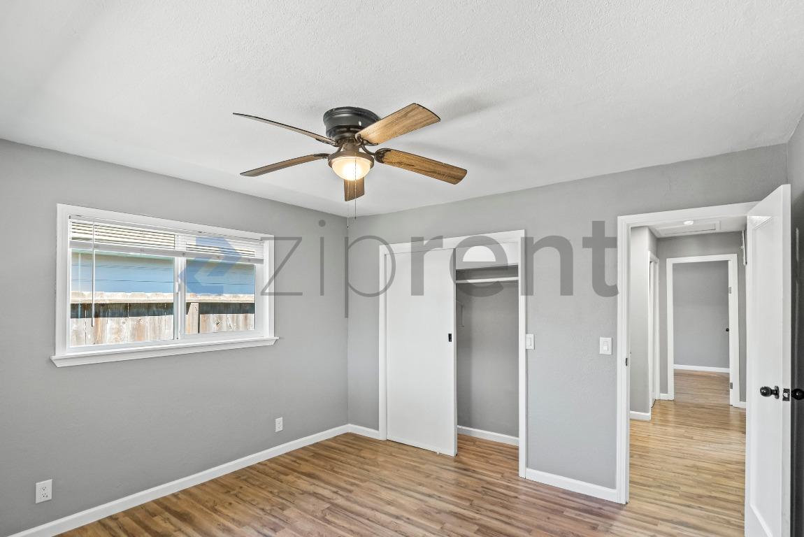 Building Photo - 2732 D St