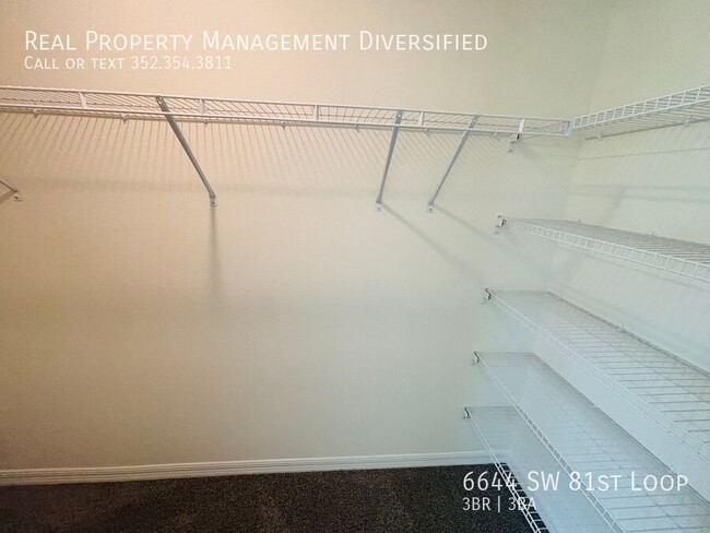 Building Photo - 6644 SW 81st Loop