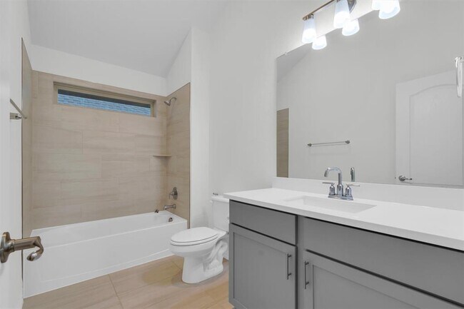 Building Photo - 356 Biscayne Bay Bend