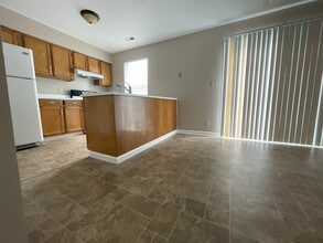 Building Photo - Lennox Place Townhouses