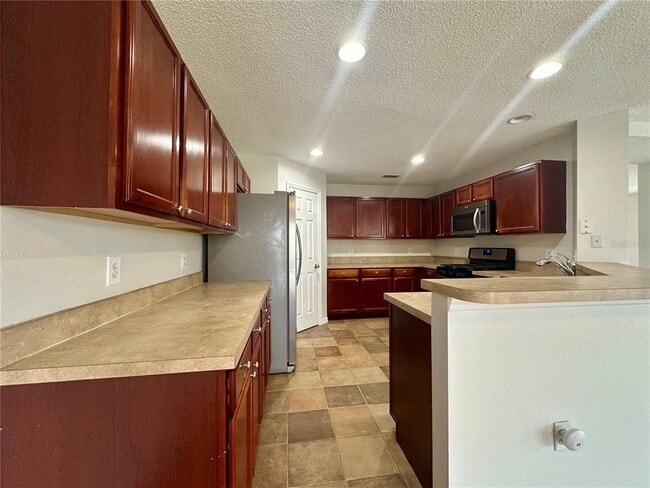 Building Photo - 224 Rona Ln