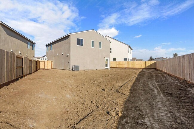 Building Photo - Brand new house ready to be your next home
