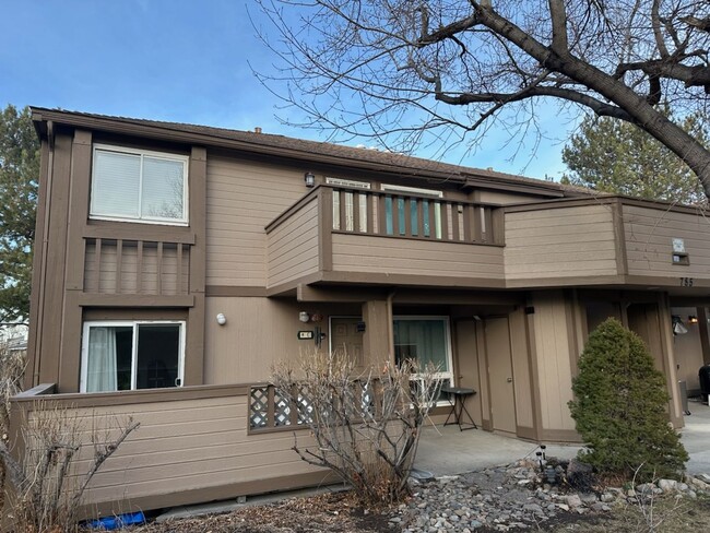 Primary Photo - Cute 2 Bedroom Condo in South Reno