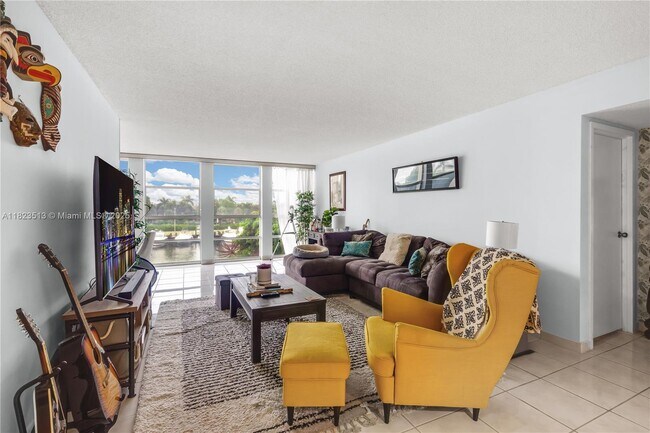 Building Photo - 601 Three Islands Boulevard