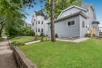 Building Photo - 2043 Carroll Ave