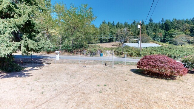 Building Photo - May Valley Road business opportunity available - 2 bedroom 1 bath home with carport & office and ...