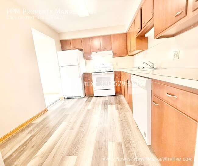 Building Photo - 7155 Starcliff Ave NW
