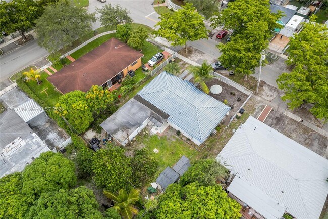 Building Photo - 12426 NW 8th Ave