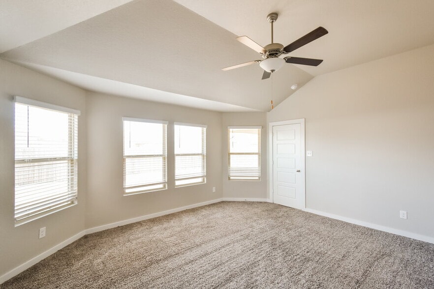 Building Photo - 7807 Tejas Plano Dr