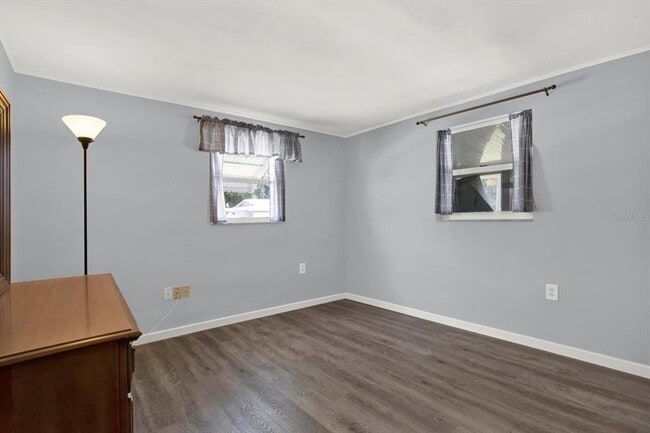 Building Photo - 1446 Normandy Blvd