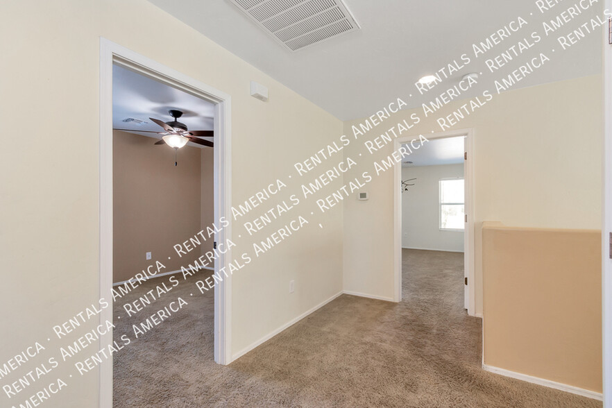 Building Photo - 2778 W Leafwing Dr