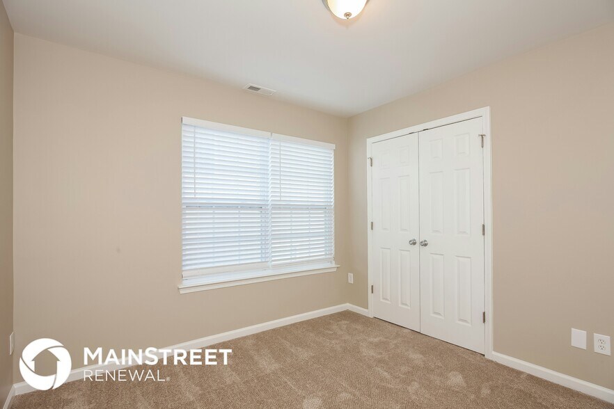 Building Photo - 11528 Sidney Crest Ave