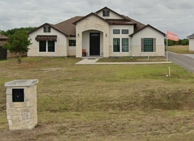 Building Photo - 4216 E Mile 17 Rd