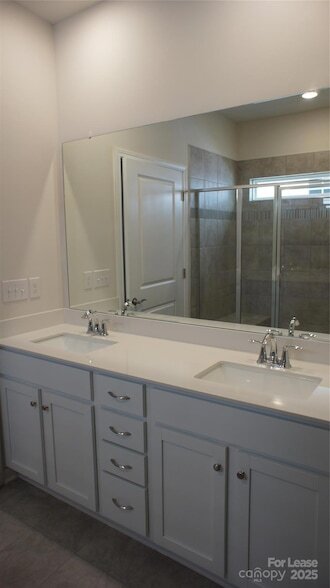 Building Photo - 137 Pampas Pl