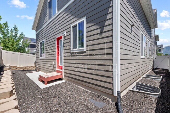 Building Photo - 11066 Becks Bend Ln