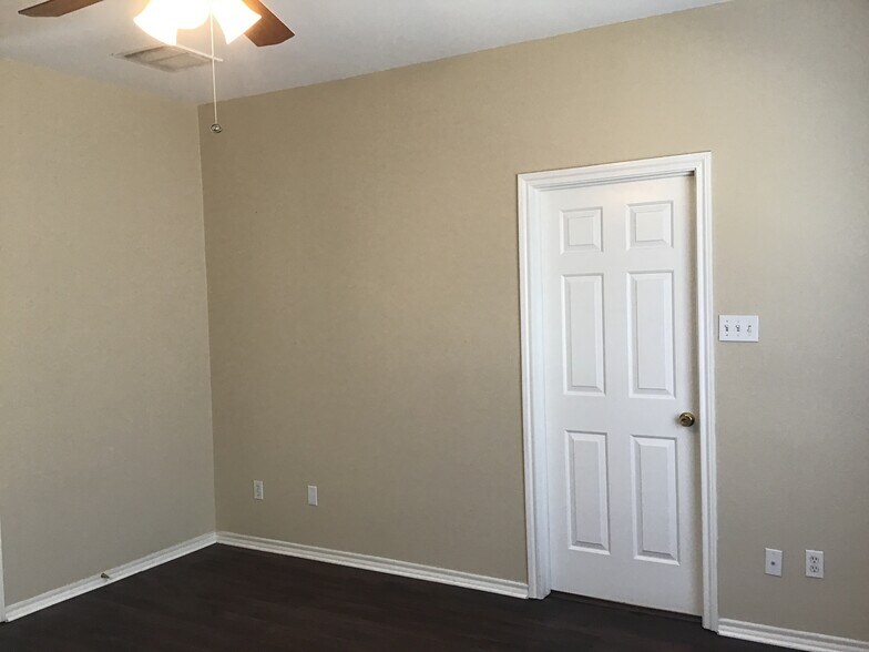 Building Photo - 16650 Beckland Ln