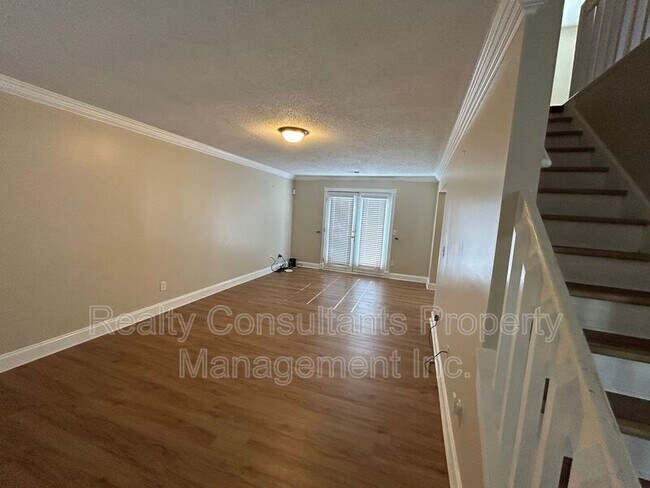 Building Photo - 600 Summerwalk Rd