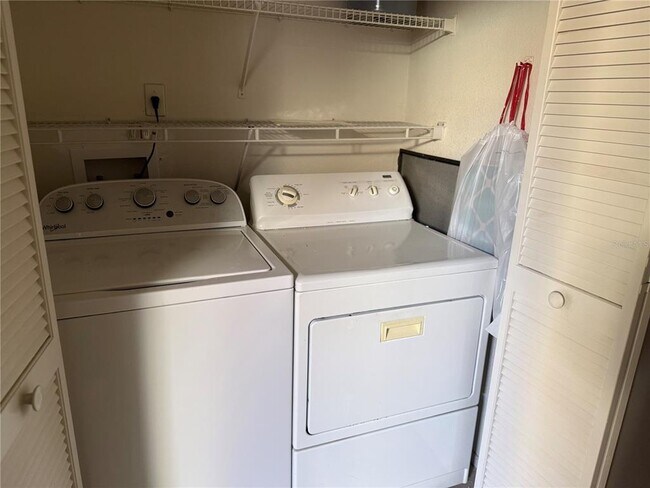 Building Photo - 7522 Sugar Bend Dr