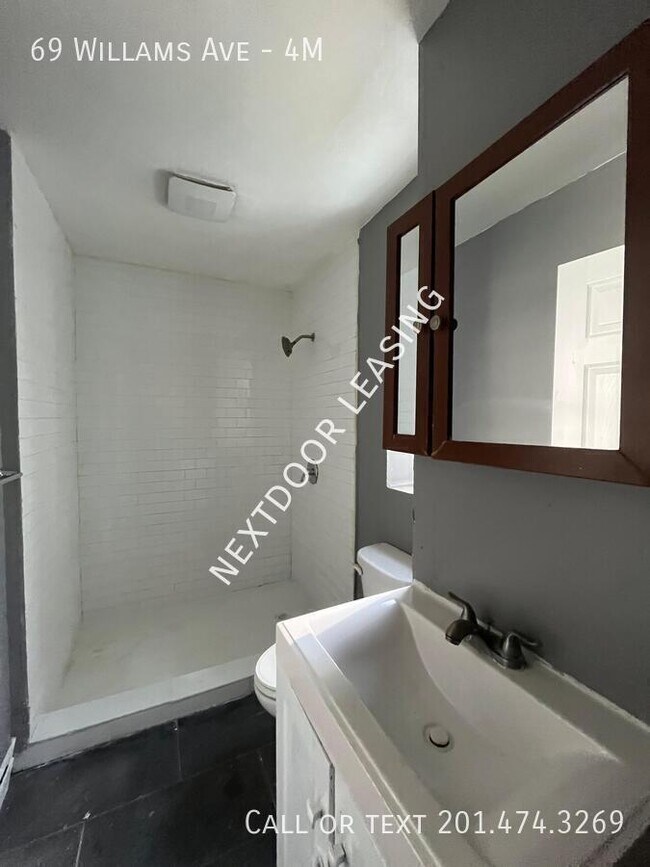 Building Photo - 69 Williams Ave