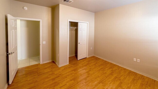 Building Photo - 10908 Night Camp Dr