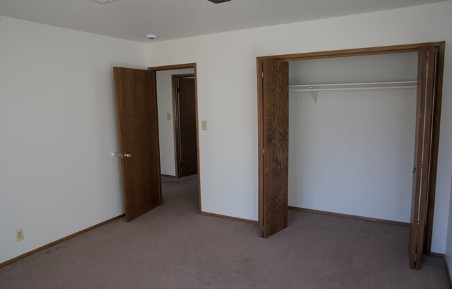 Building Photo - Spacious 3 Bedroom 2 Bathroom in Big Bear ...