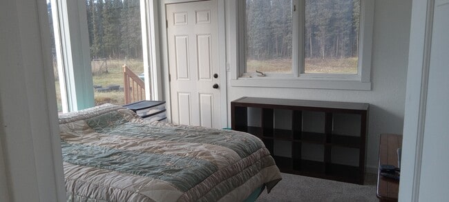 Building Photo - 2400 Richards Ct