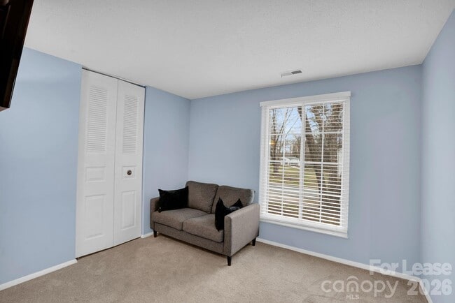 Building Photo - 2427 Studley Rd