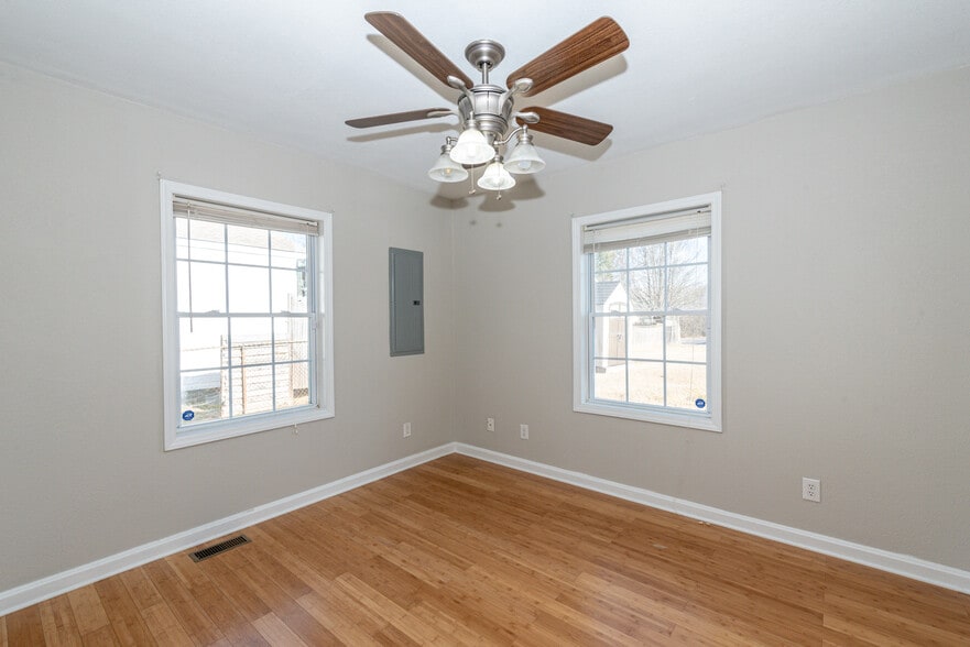 Building Photo - 2605 Orton Dr