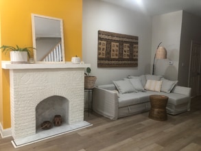 Building Photo - 5512 Master St