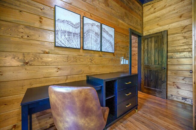 Building Photo - 58 Wagon Wheel Ct