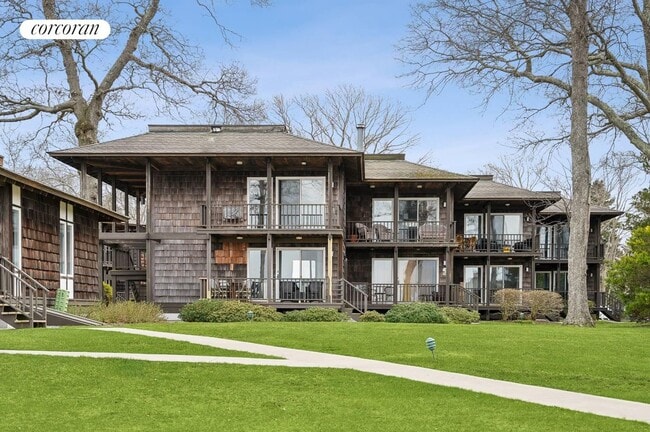 Building Photo - 13 Winthrop Rd