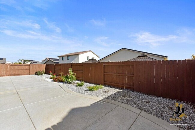 Building Photo - 4040 Swing Way