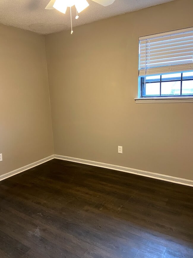 Building Photo - 6354 Shannon Pkwy