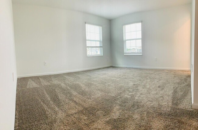 Building Photo - 10672 Words Dr